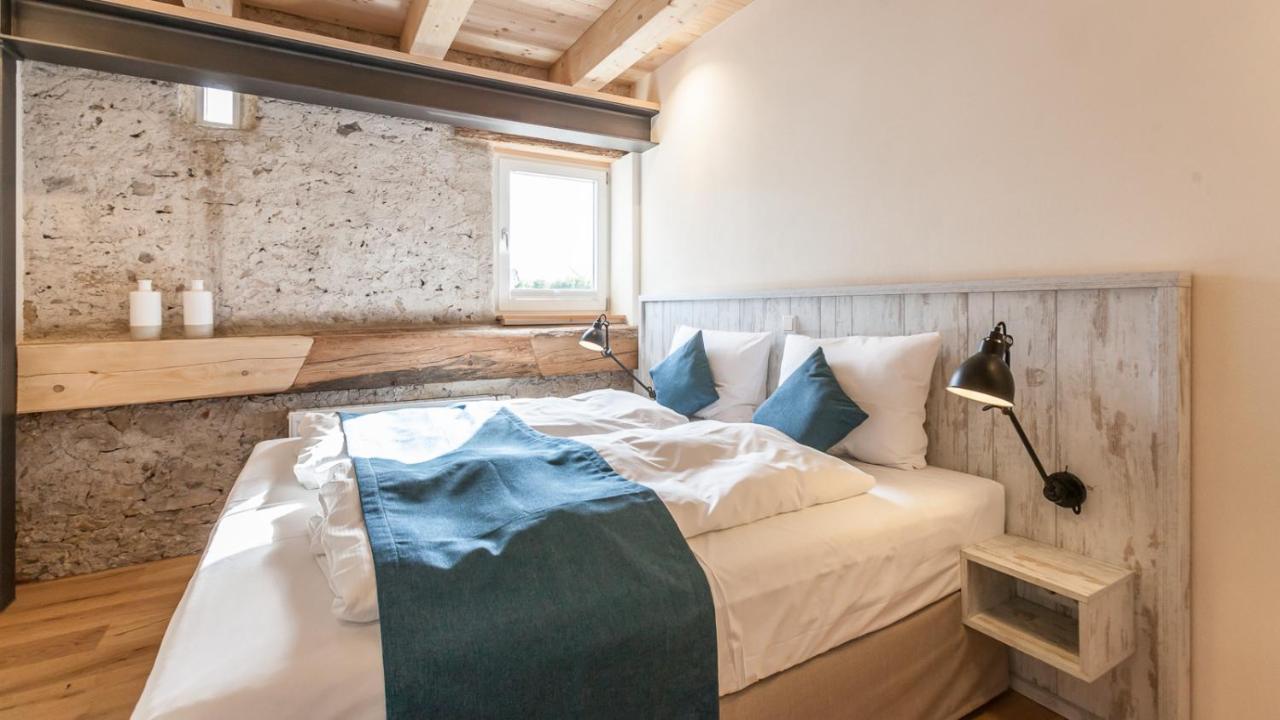 Baumgartners Dreiseithof - Historisch, Modern, Zentral Apartment บาดโครซิงเงน ภายนอก รูปภาพ