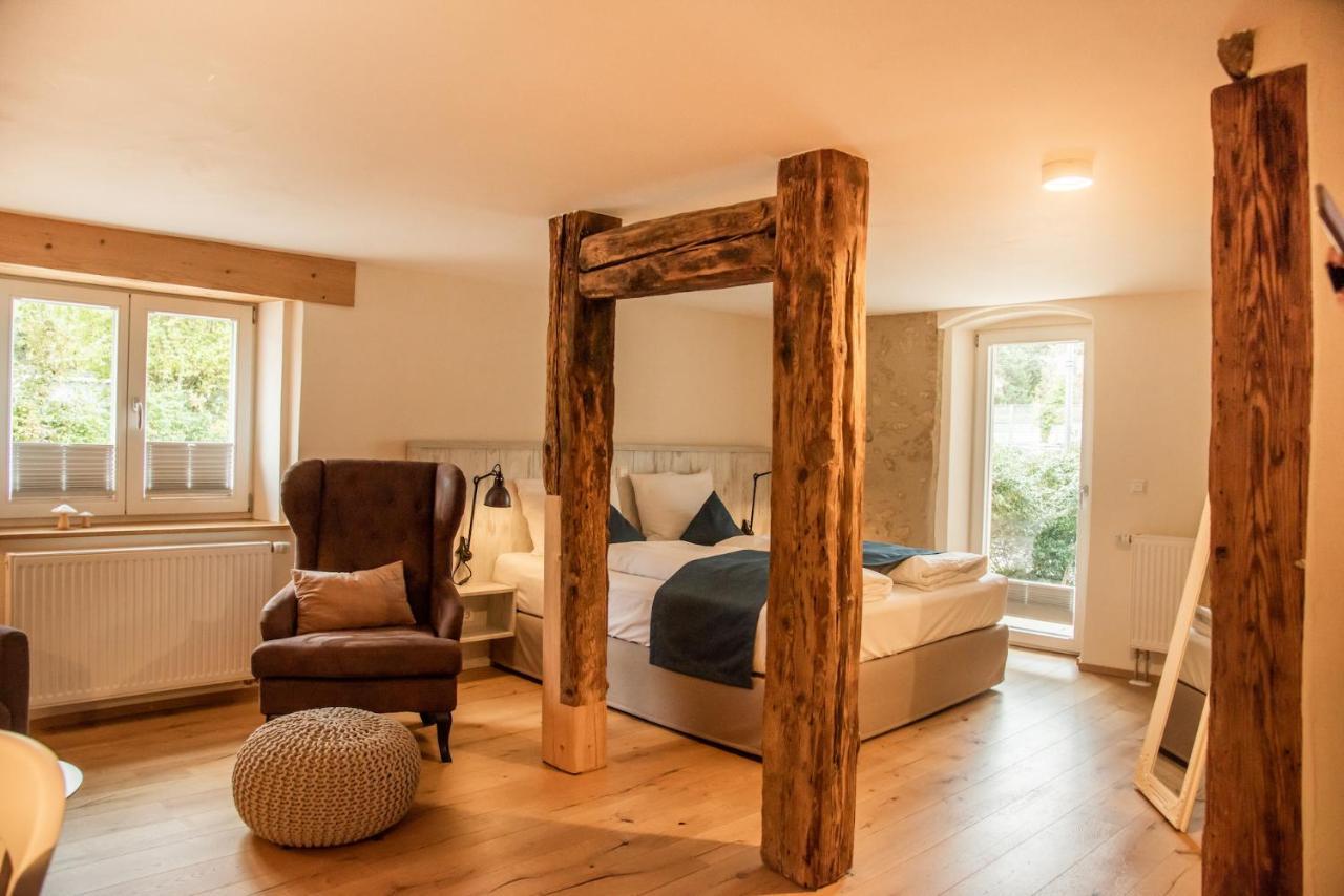 Baumgartners Dreiseithof - Historisch, Modern, Zentral Apartment บาดโครซิงเงน ภายนอก รูปภาพ