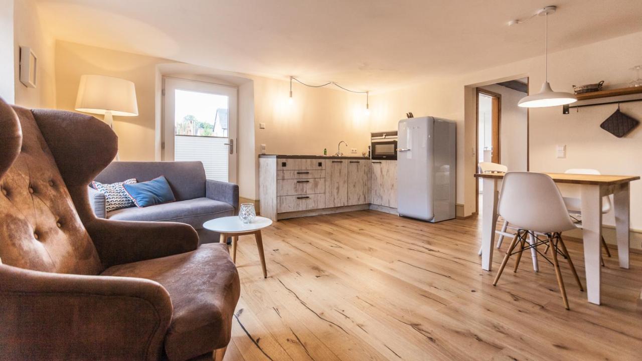 Baumgartners Dreiseithof - Historisch, Modern, Zentral Apartment บาดโครซิงเงน ภายนอก รูปภาพ