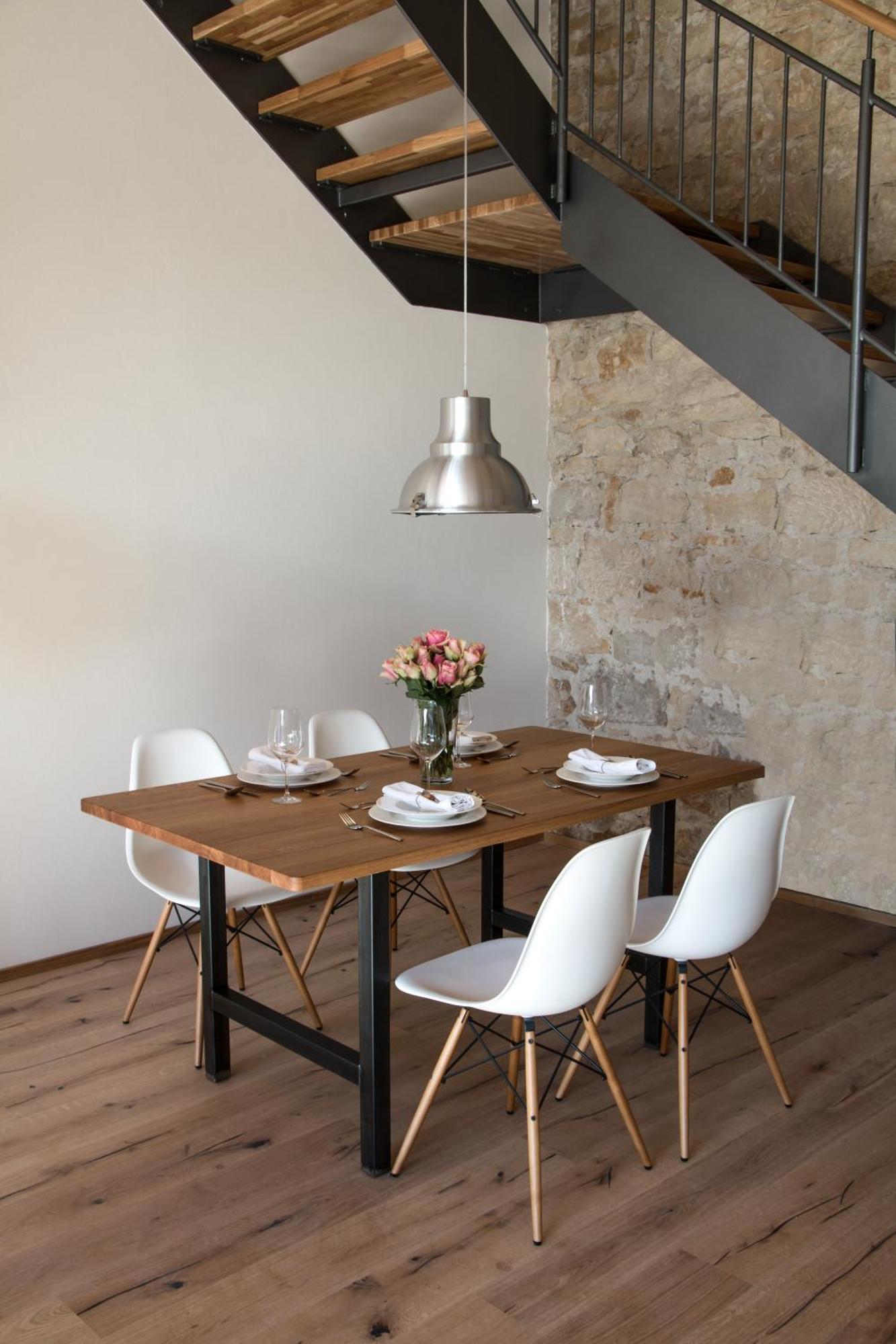 Baumgartners Dreiseithof - Historisch, Modern, Zentral Apartment บาดโครซิงเงน ห้อง รูปภาพ