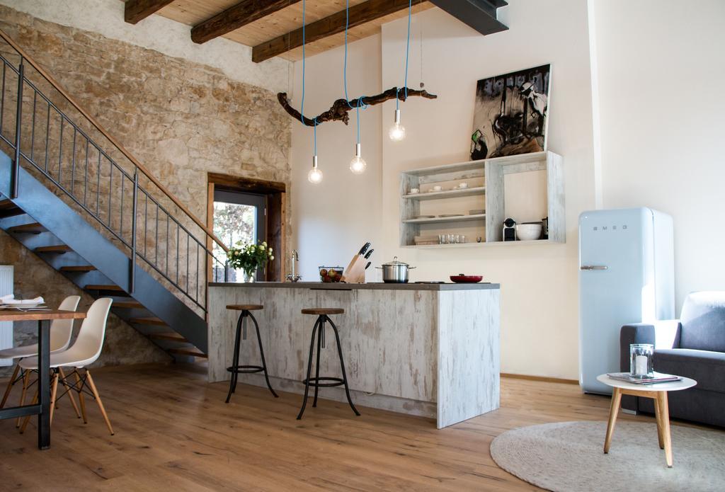 Baumgartners Dreiseithof - Historisch, Modern, Zentral Apartment บาดโครซิงเงน ภายนอก รูปภาพ