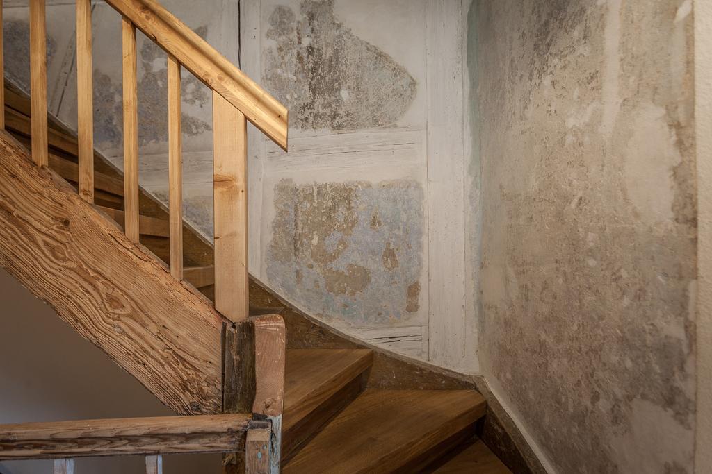 Baumgartners Dreiseithof - Historisch, Modern, Zentral Apartment บาดโครซิงเงน ภายนอก รูปภาพ